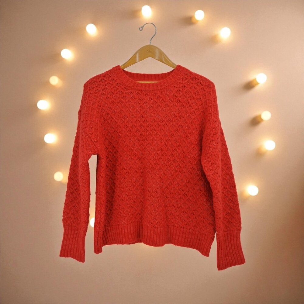 SINGLE THREAD Red Textured Knit Sweater‎ (Women’s Medium)